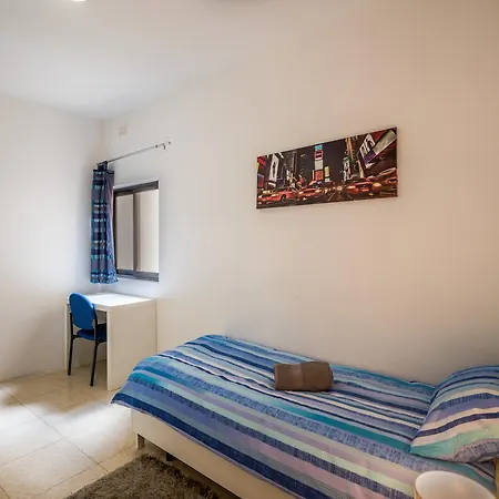 Private - Saint Julian's - Spinola Bay * Sliema